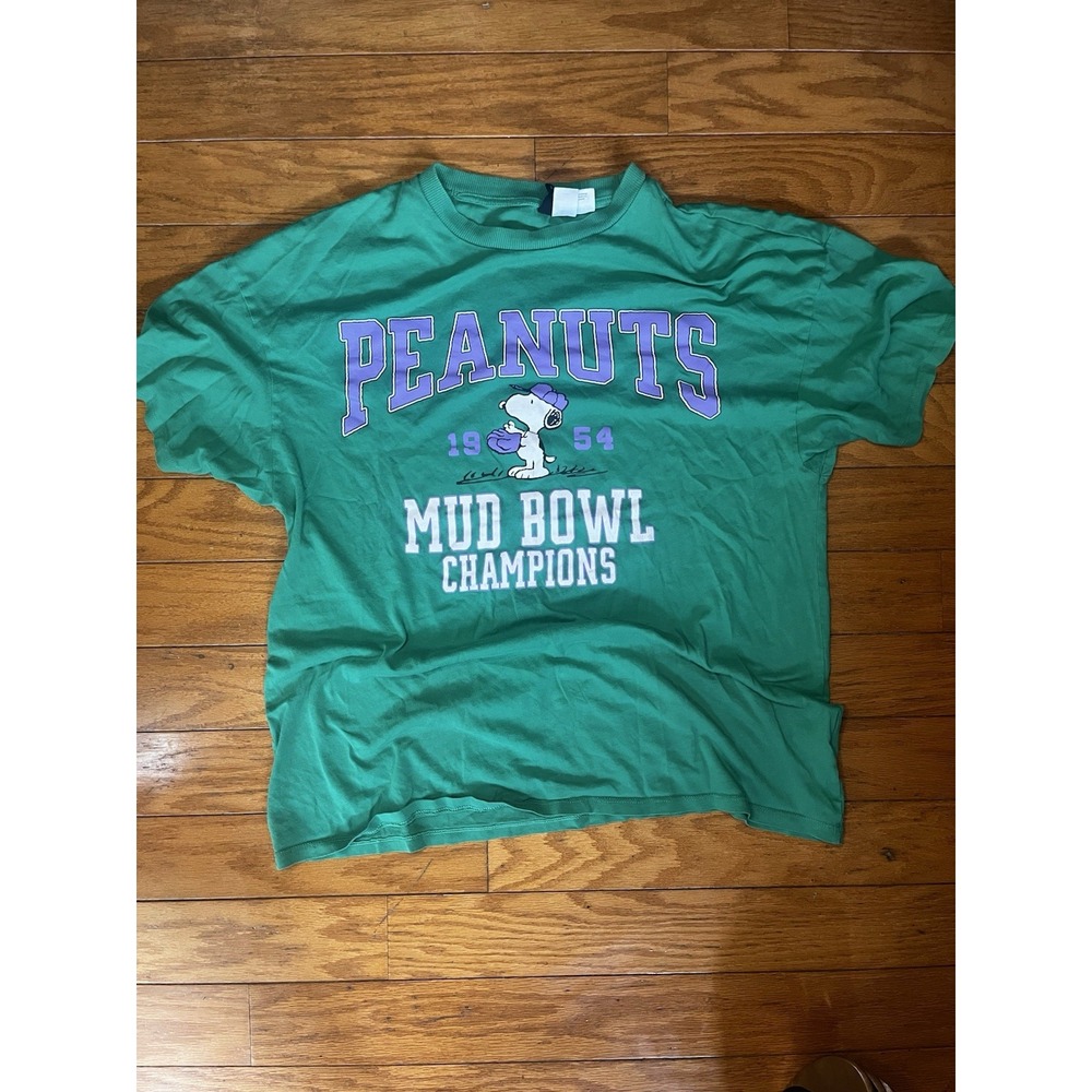 Snoopy Peanuts Mud Bowl Champions Size XS